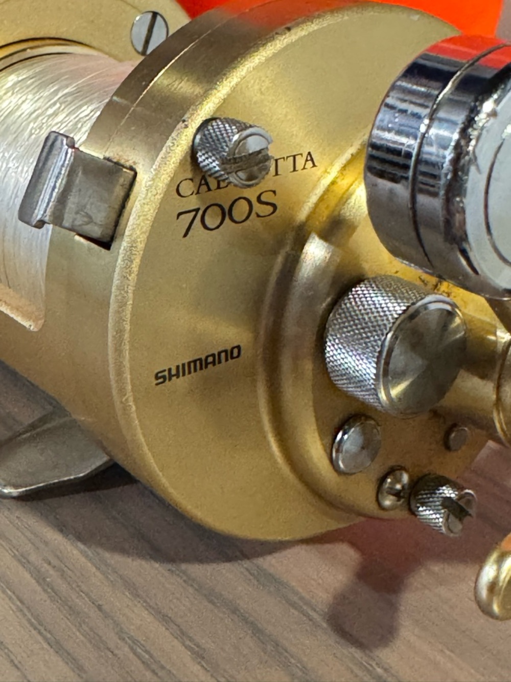 Shimano Calcutta 700S Gold Baitcasting Reel